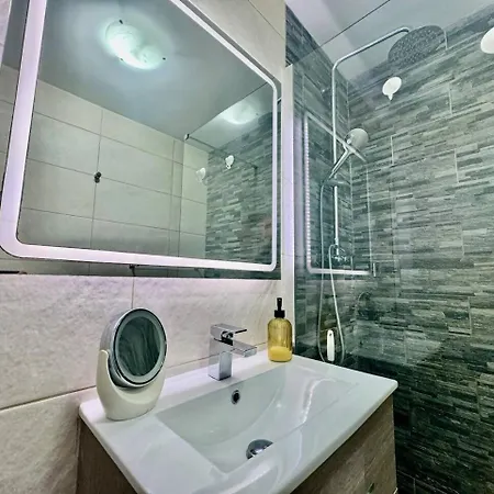 Cyv - Simple And Functional Vacation! Apartment *